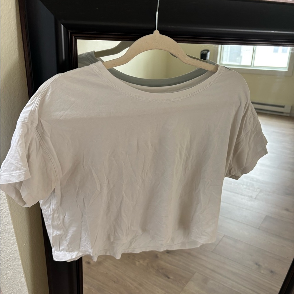Lulu cropped tee